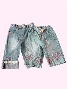 GAP Kids Girls floral Embroidered Blue Jeans Size 18-24 Months. Lace, Bow, 90s